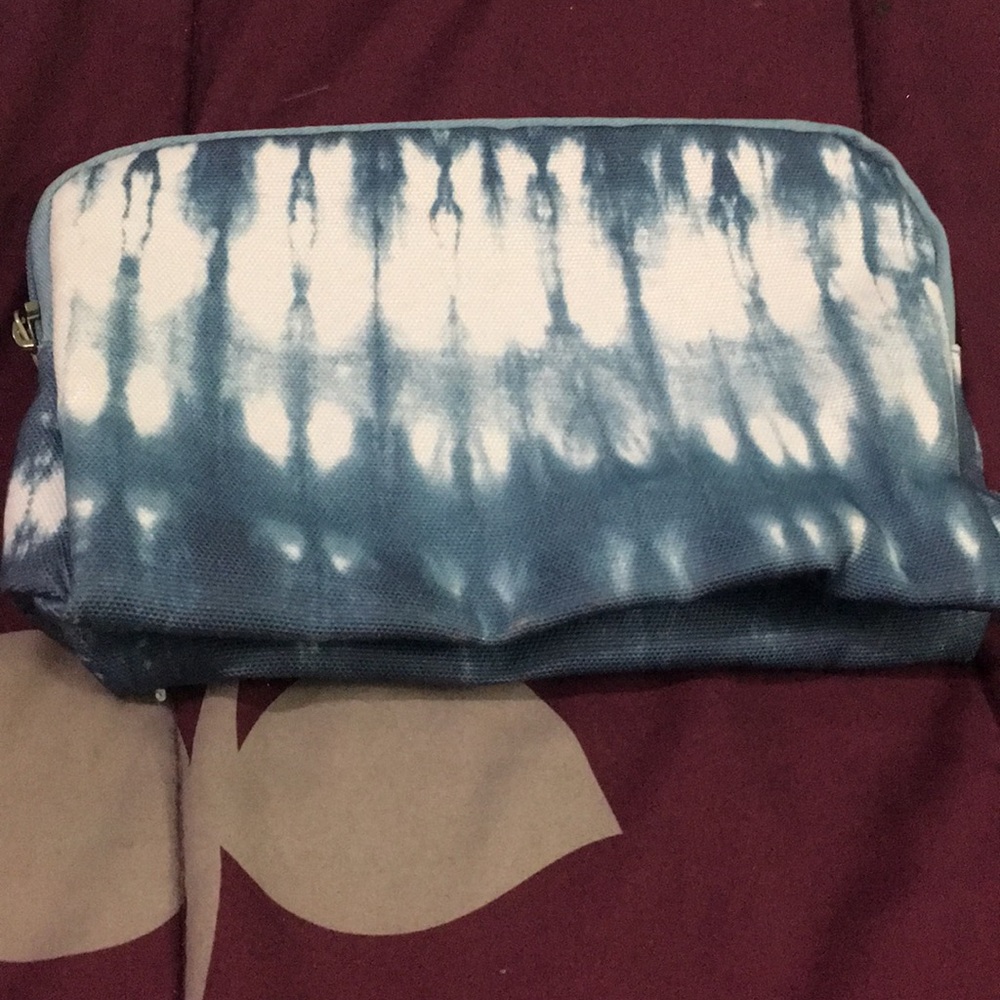 Makeup bag ❤️